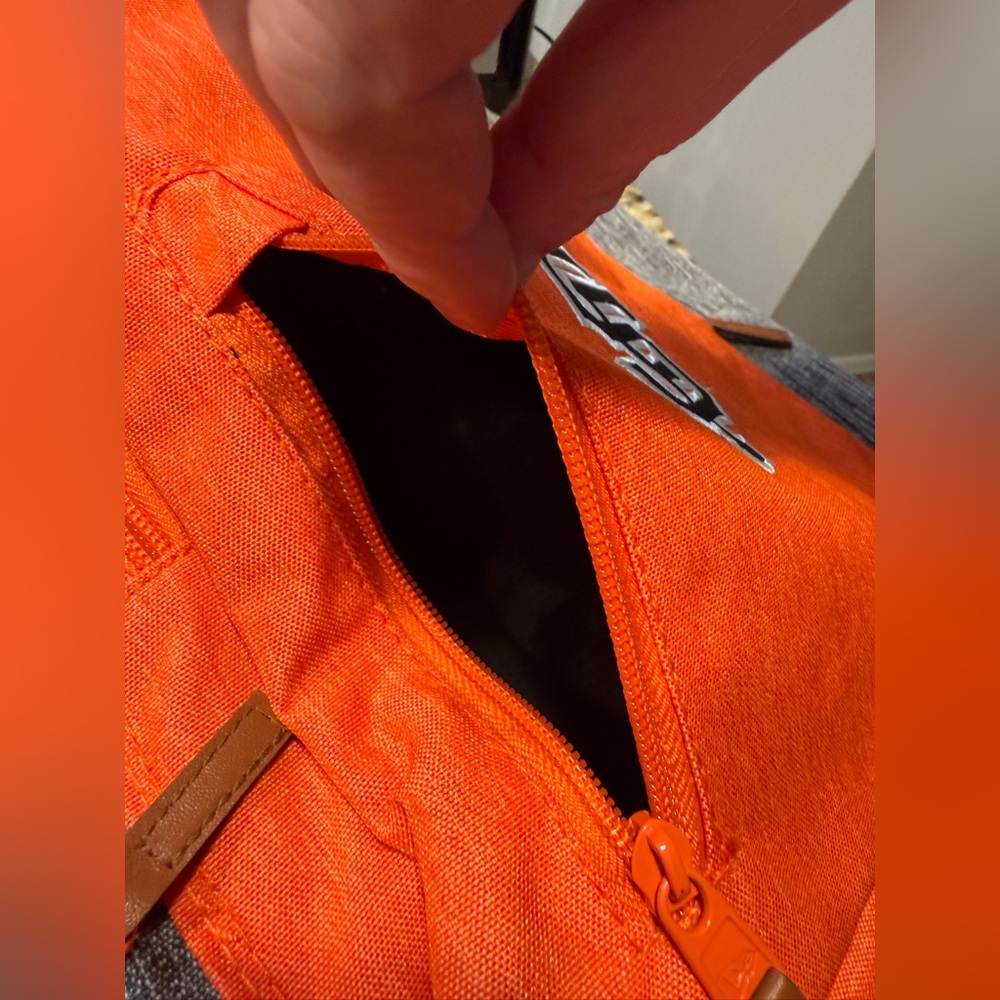 New Era San Francisco Giants Cram Action Backpack MLB Baseball Team Laptop Slot - Picture 7 of 11